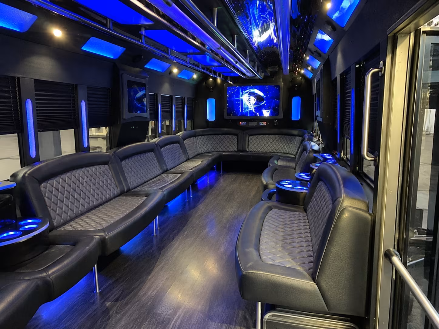 palm bay 28 passenger party bus interior