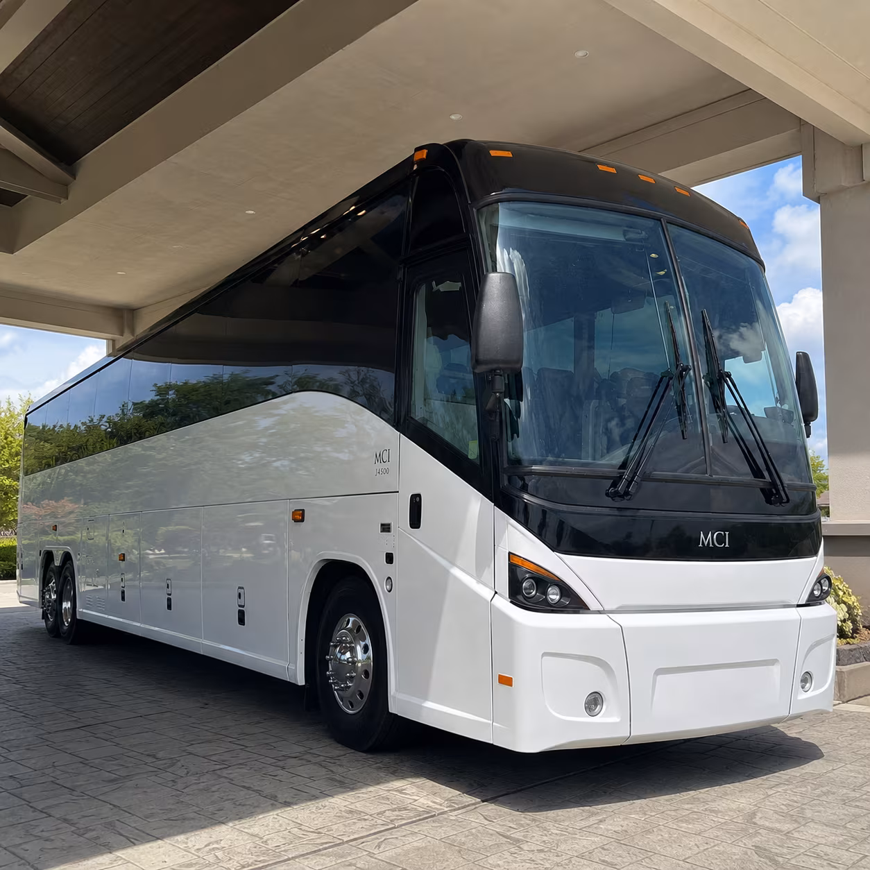shuttle buses for palm bay business parks and office campuses